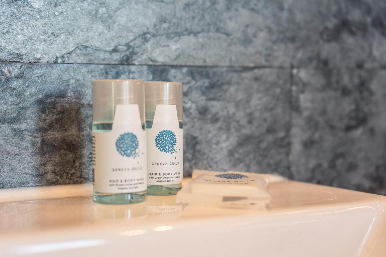 Crest - Riverside Lofts Mit Parken I Balkon I Kueche I Regendusche *