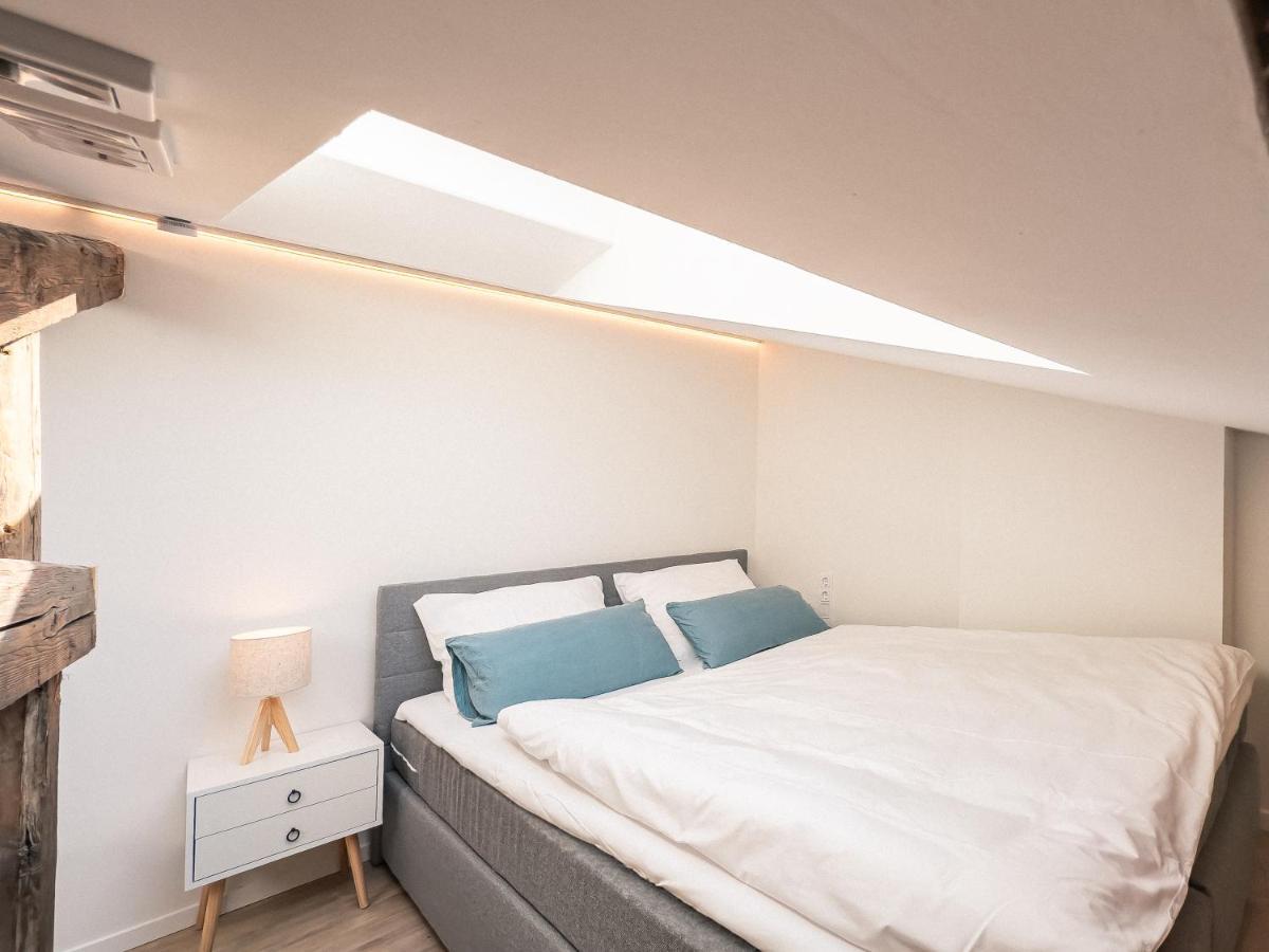 Apartment Crest - Riverside Lofts Mit Parken I Balkon I Kueche I Regendusche *