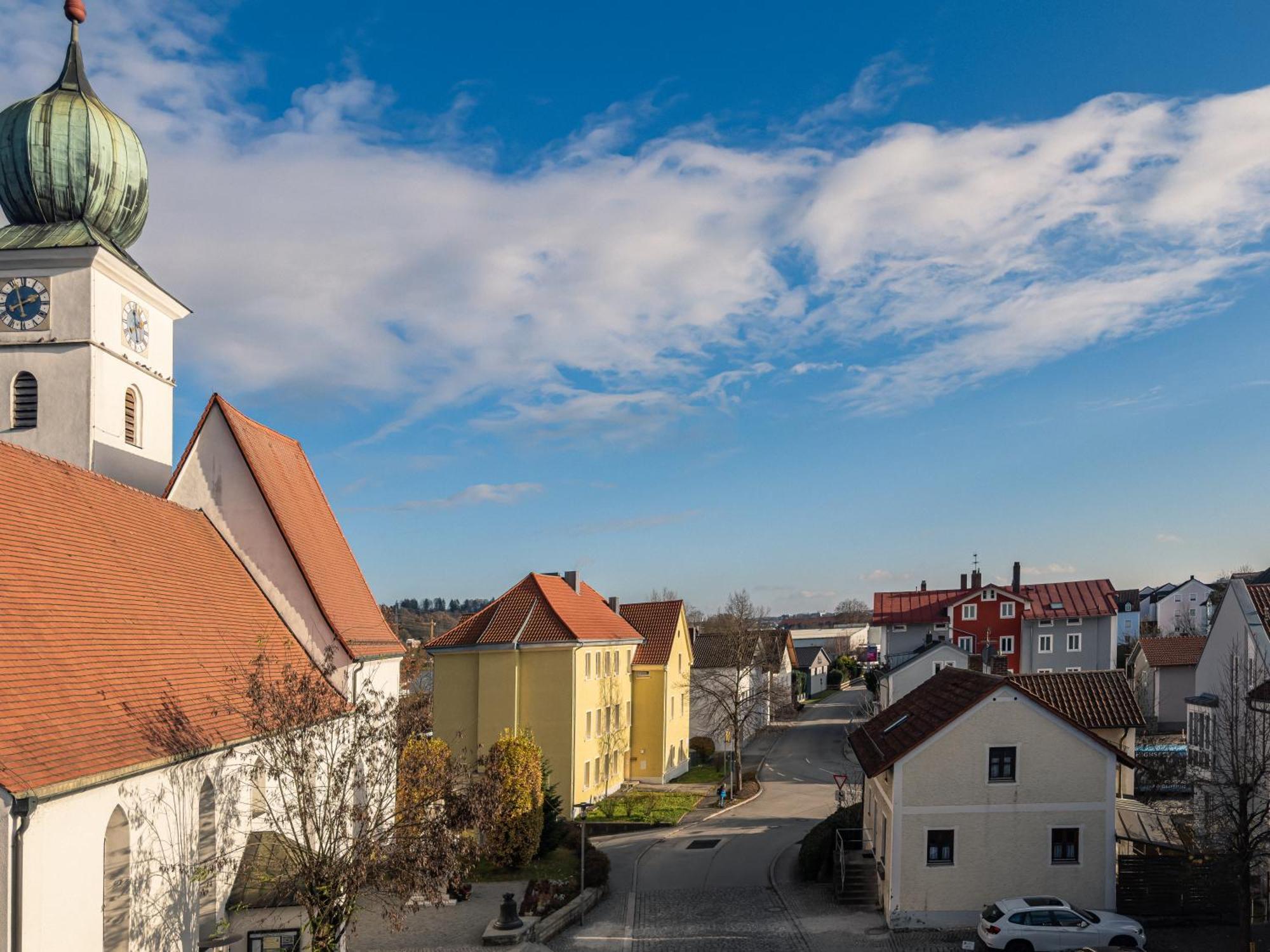 Apartment Crest - Riverside Lofts Mit Parken I Balkon I Kueche I Regendusche *