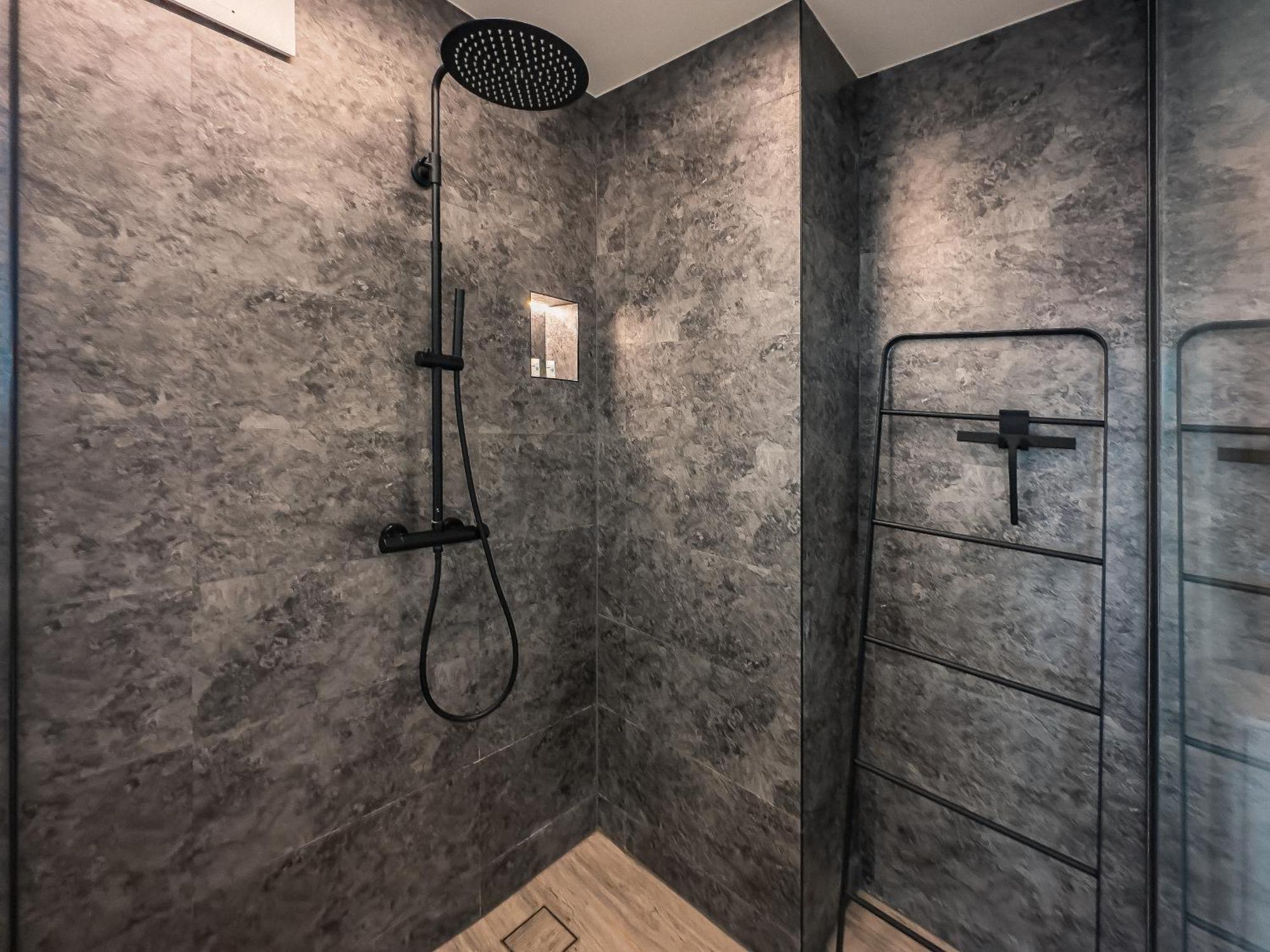 Crest - Riverside Lofts Mit Parken I Balkon I Kueche I Regendusche Apartment Passau